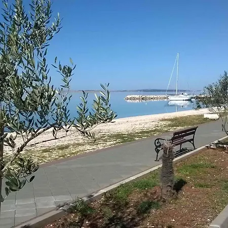 3 Hébergement de vacances Vrsi